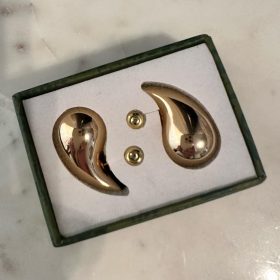 Chunky Gold Hoop Earrings for Women, Dupes Earrings Lightweight Waterdrop Hollow Open Hoops, Hypoallergenic Gold Plated Earrings Fashion Jewelry for Women Girls photo review