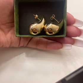 Chunky Gold Hoop Earrings for Women, Dupes Earrings Lightweight Waterdrop Hollow Open Hoops, Hypoallergenic Gold Plated Earrings Fashion Jewelry for Women Girls photo review