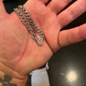 A-Z Cuban Link Chain Necklace for Boys Men Women Letter Pendant Stainless Steel 6.5mm 18+2 Inches Jewelry Gift photo review