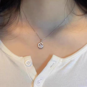 Pulsating mind zircon circular necklace female clavicle chain advanced sense light luxury fashion choker photo review