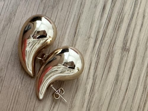 Chunky Gold Hoop Earrings for Women, Dupes Earrings Lightweight Waterdrop Hollow Open Hoops, Hypoallergenic Gold Plated Earrings Fashion Jewelry for Women Girls photo review