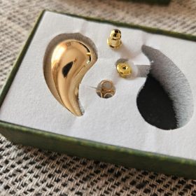 Chunky Gold Hoop Earrings for Women, Dupes Earrings Lightweight Waterdrop Hollow Open Hoops, Hypoallergenic Gold Plated Earrings Fashion Jewelry for Women Girls photo review