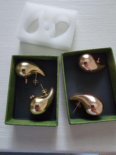 Chunky Gold Hoop Earrings for Women, Dupes Earrings Lightweight Waterdrop Hollow Open Hoops, Hypoallergenic Gold Plated Earrings Fashion Jewelry for Women Girls photo review