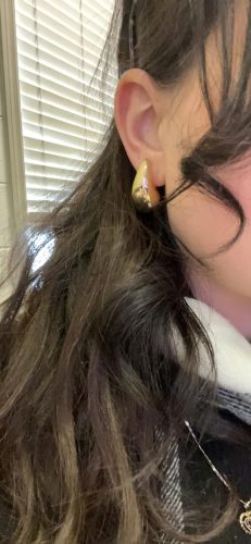 Chunky Gold Hoop Earrings for Women, Dupes Earrings Lightweight Waterdrop Hollow Open Hoops, Hypoallergenic Gold Plated Earrings Fashion Jewelry for Women Girls photo review