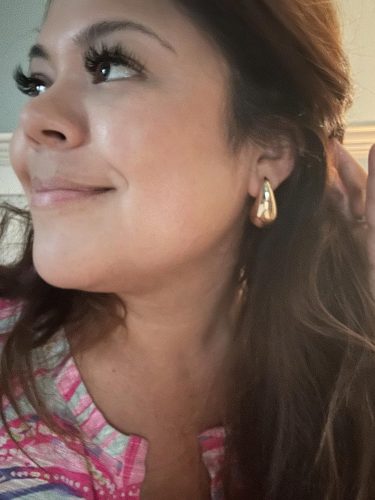 Chunky Gold Hoop Earrings for Women, Dupes Earrings Lightweight Waterdrop Hollow Open Hoops, Hypoallergenic Gold Plated Earrings Fashion Jewelry for Women Girls photo review